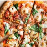 Pinterest pin for garlic prawn pizza