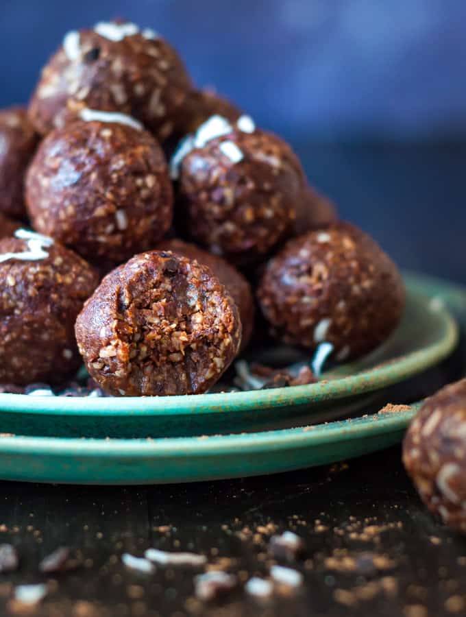 Chocolate Cacao Bliss Balls-image