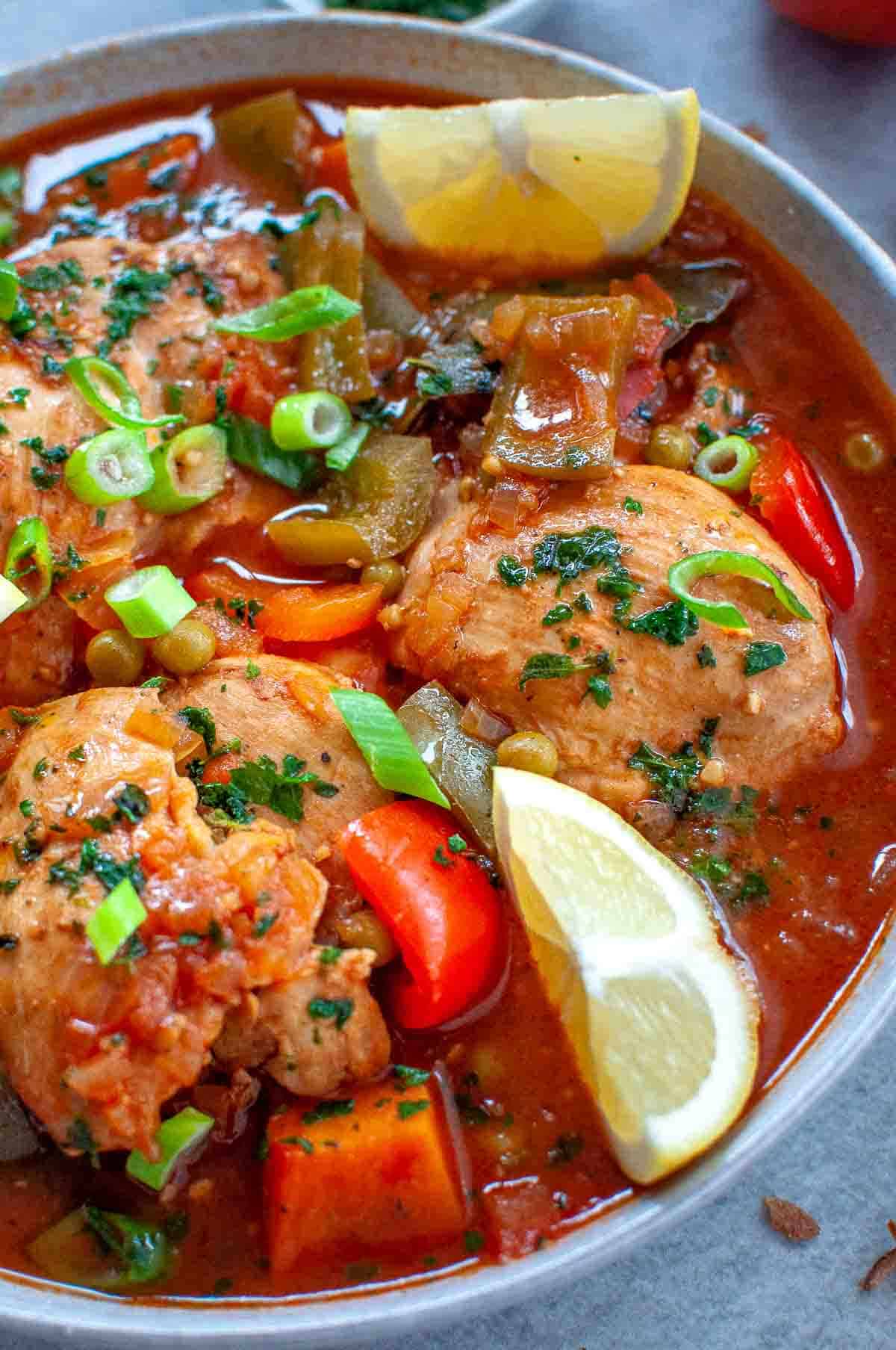 chicken afritada with lemon