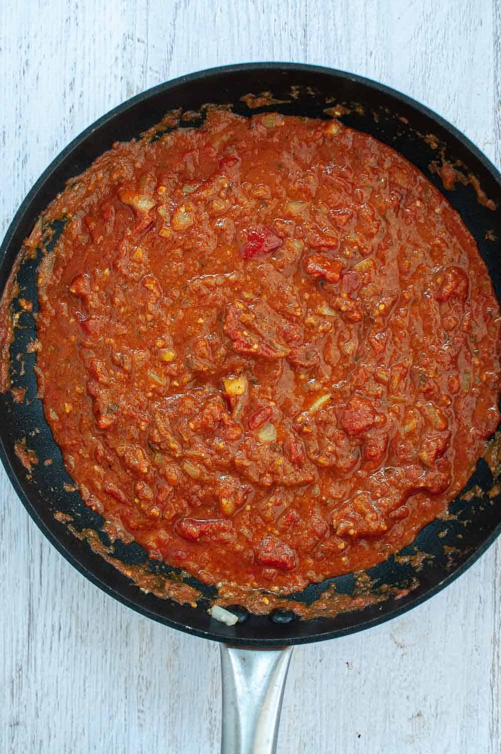 beef korma curry sauce in a pan