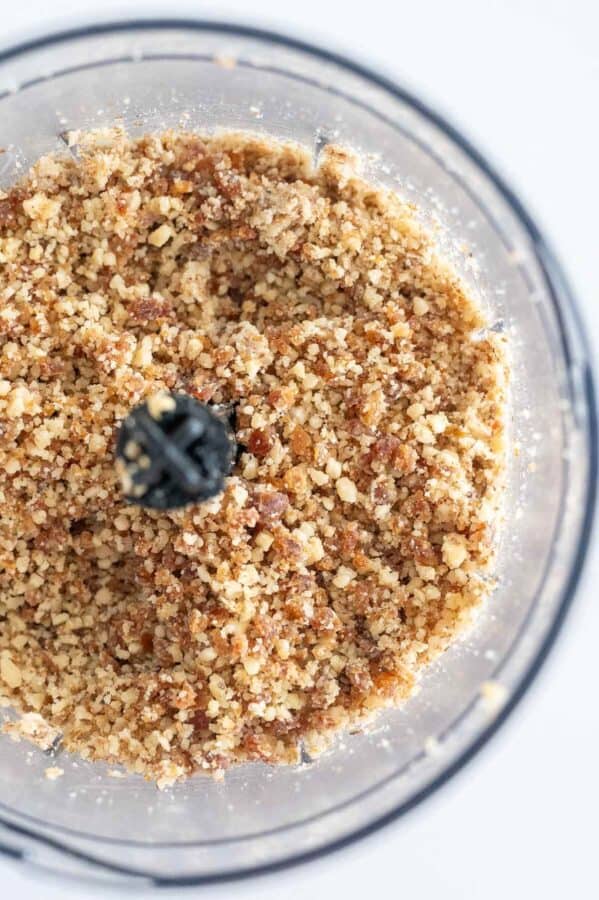 date and walnut crumble in food processor